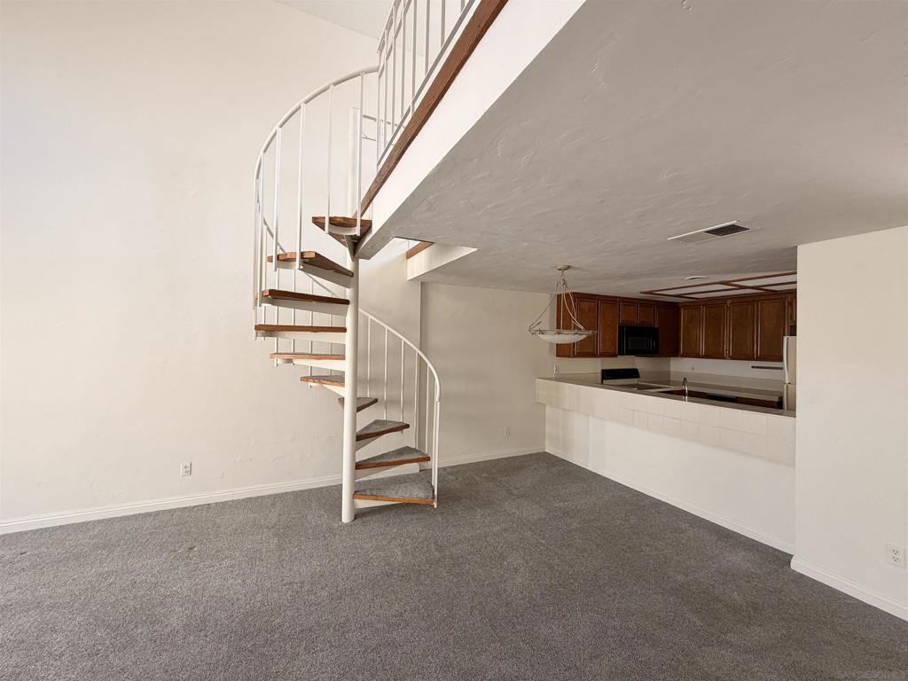 4012 Nobel 303 Property Photo 9