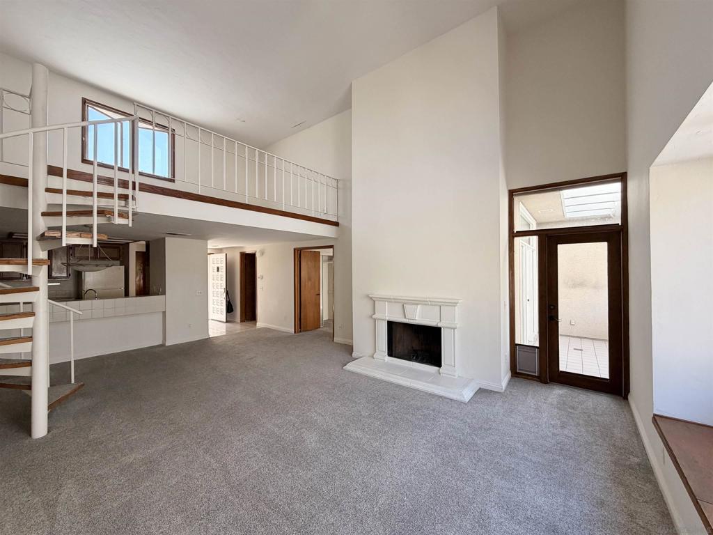 4012 Nobel 303 Property Photo 12