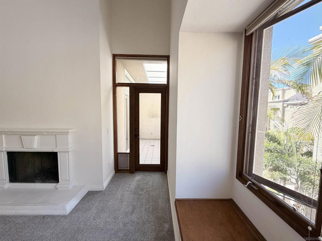 4012 Nobel 303 Property Photo 15