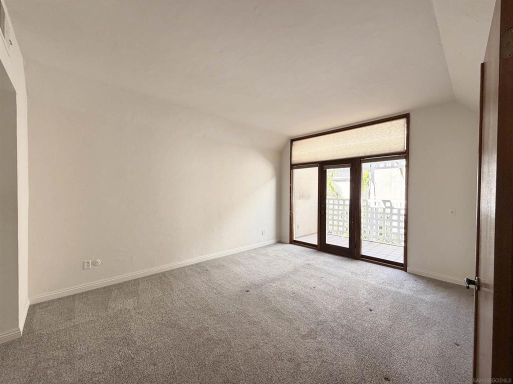 4012 Nobel 303 Property Photo 30