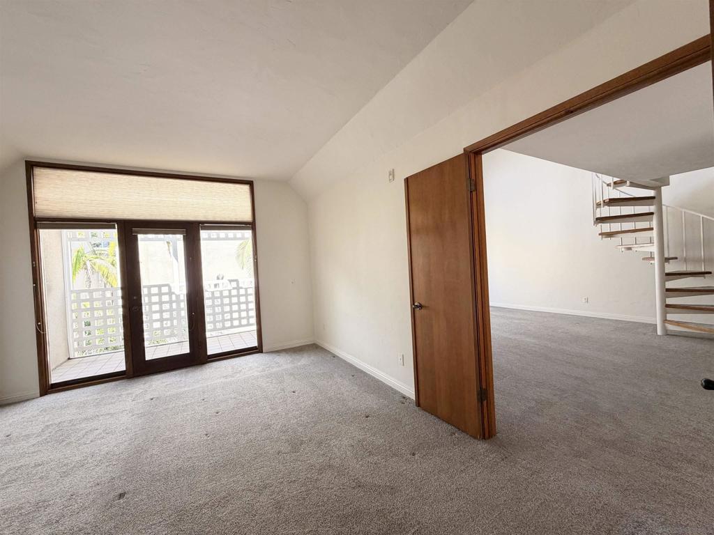 4012 Nobel 303 Property Photo 32