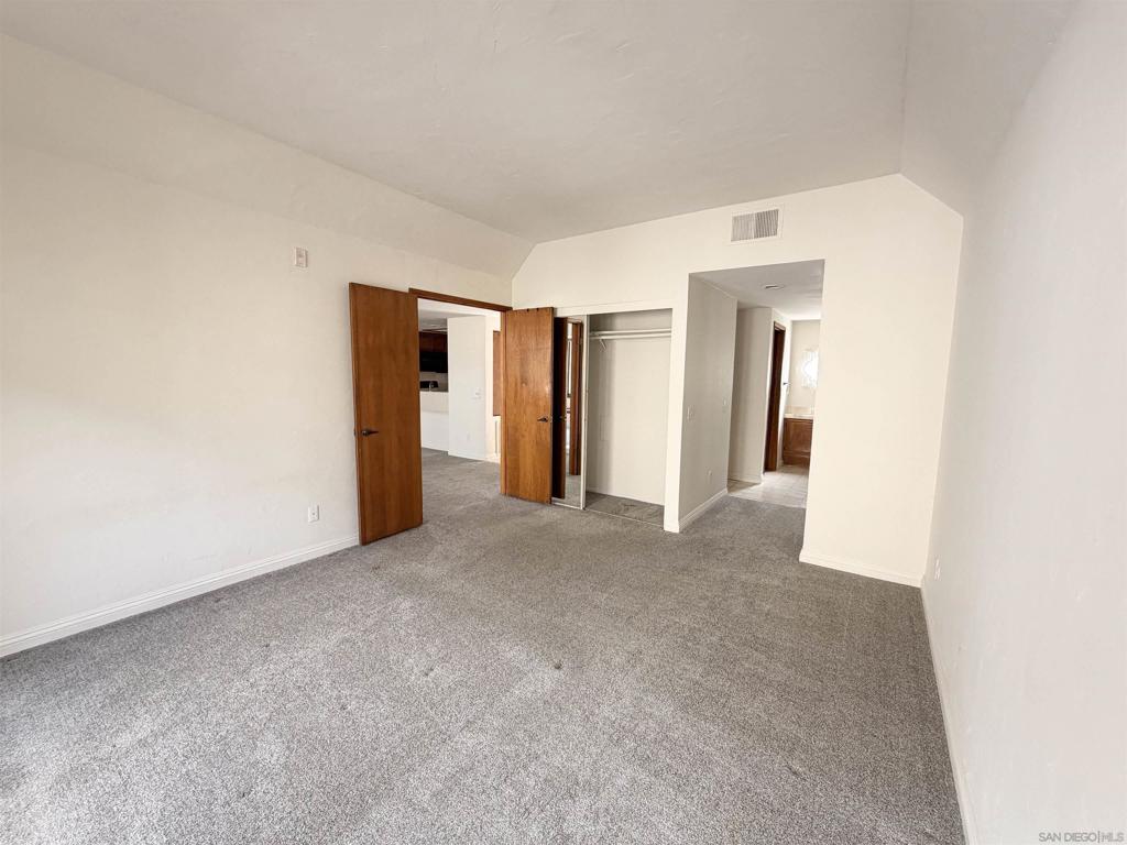 4012 Nobel 303 Property Photo 37