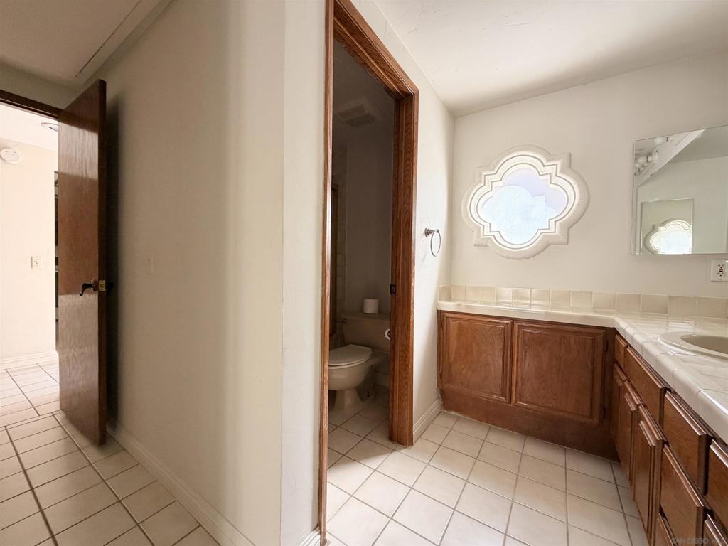 4012 Nobel 303 Property Photo 44