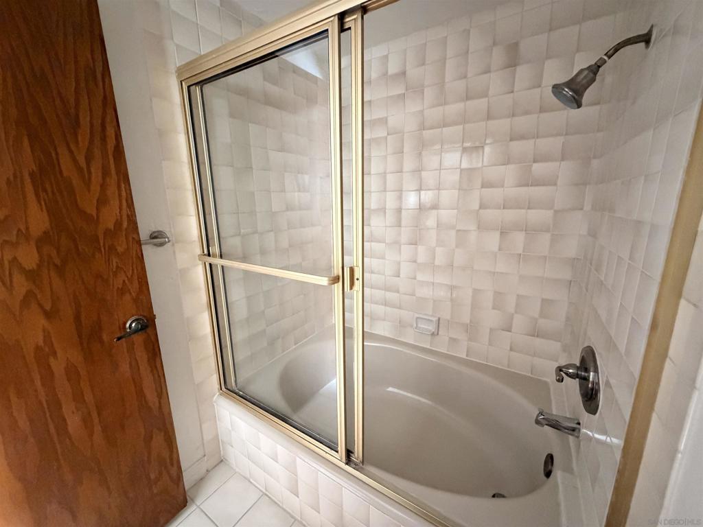 4012 Nobel 303 Property Photo 48