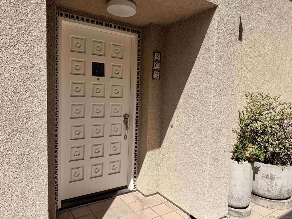 4012 Nobel 303 Property Photo 65
