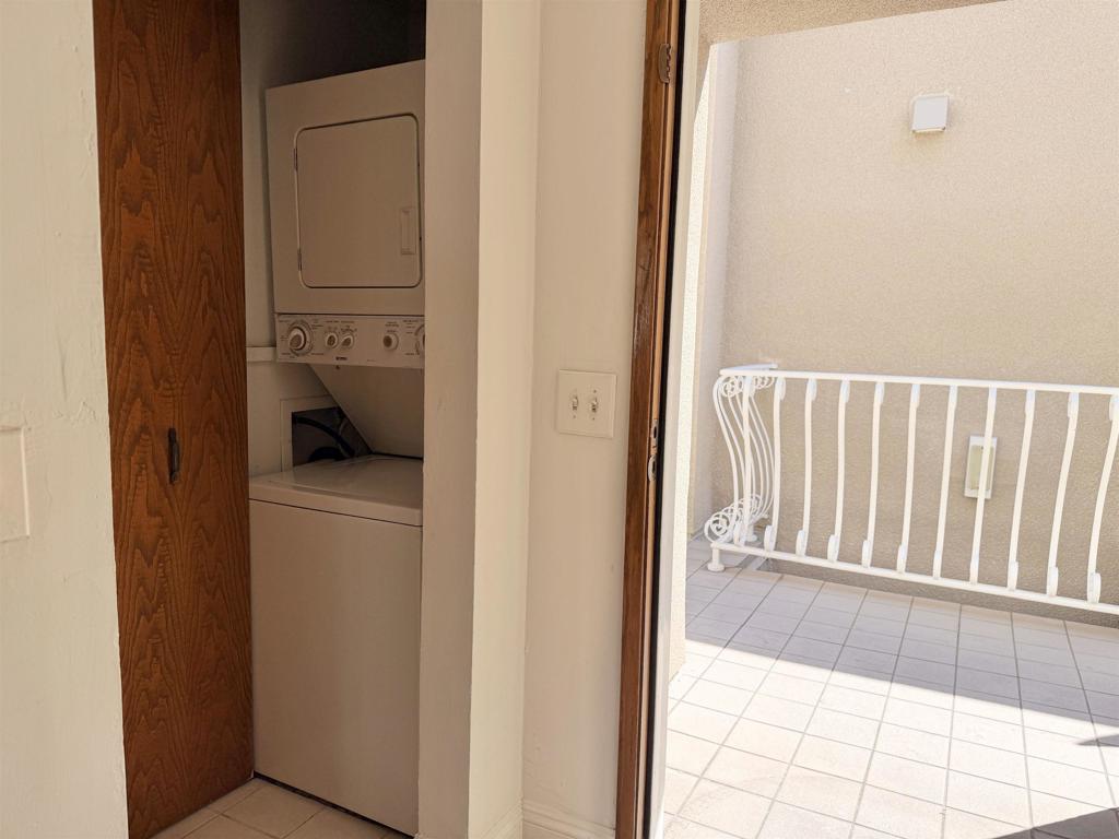 4012 Nobel 303 Property Photo 68