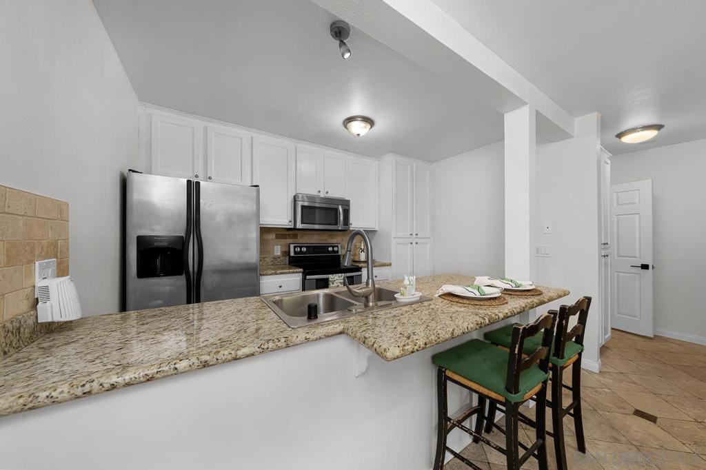 9860 Dale C3 Property Photo 6