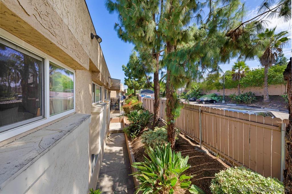 9860 Dale C3 Property Photo 17