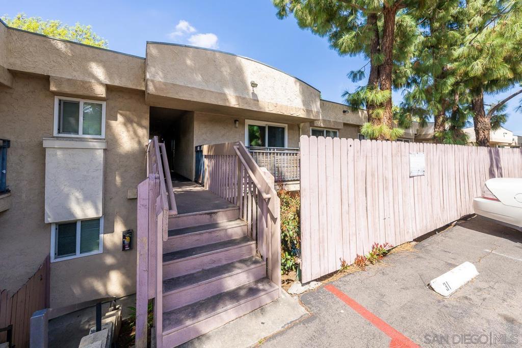 9860 Dale C3 Property Photo 24