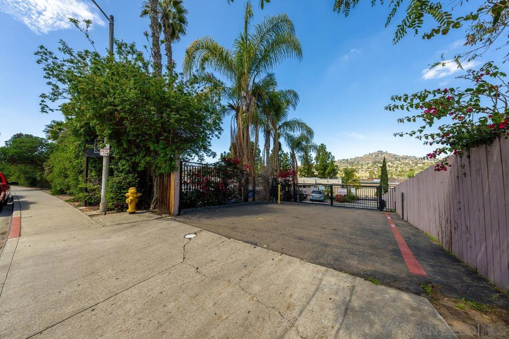 9860 Dale C3 Property Photo 26