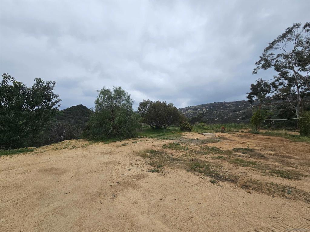 6465 Rainbow Heights Property Photo 4