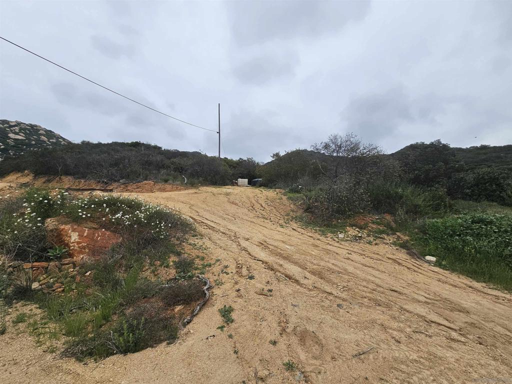 6465 Rainbow Heights Property Photo 14