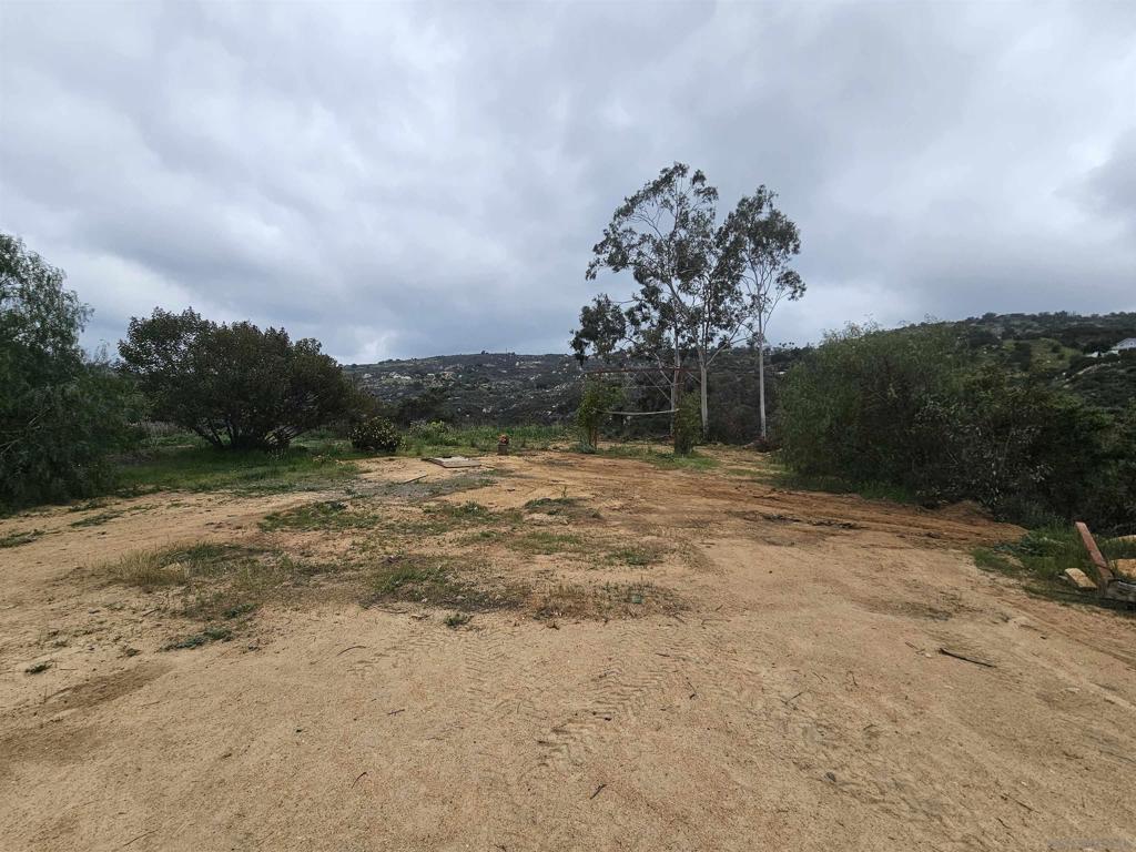 6465 Rainbow Heights Property Photo 20