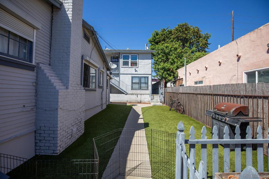 1930 Hornblend Street Property Photo 11