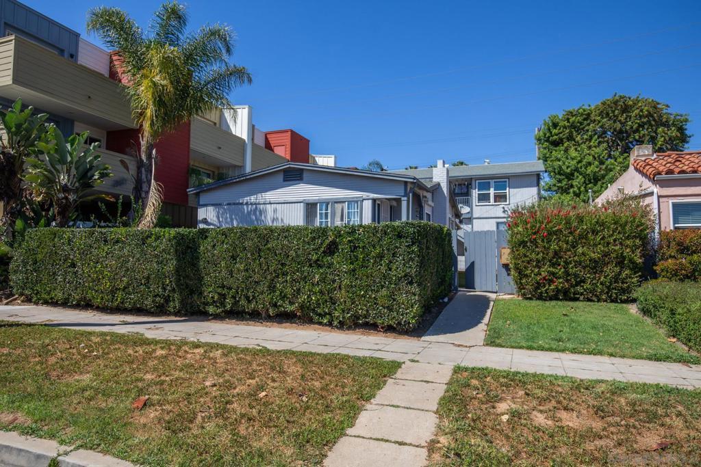 1930 Hornblend Street Property Photo 12
