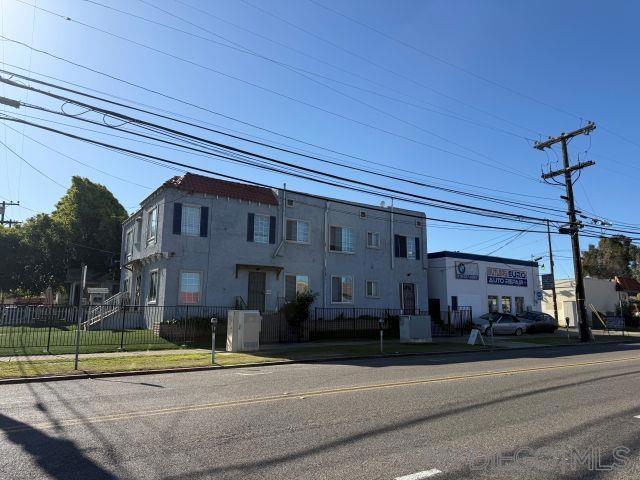 402 Church Ave Property Photo 1