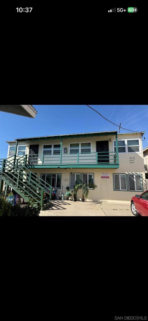 4064 Oakcrest Dr Property Photo 6
