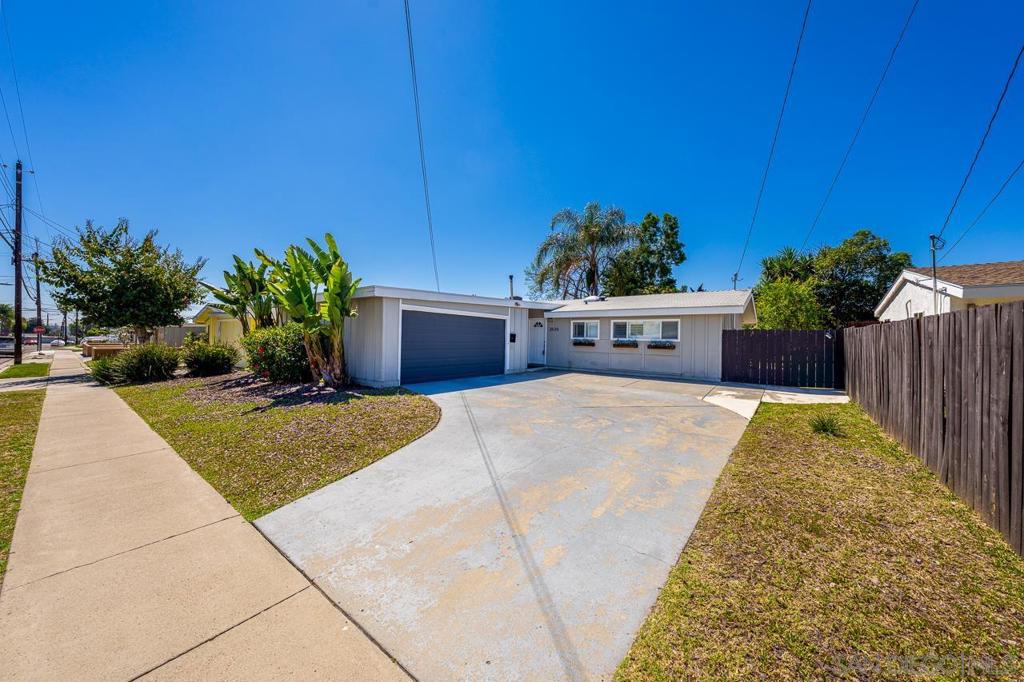 2626 Marathon Dr Property Photo 2