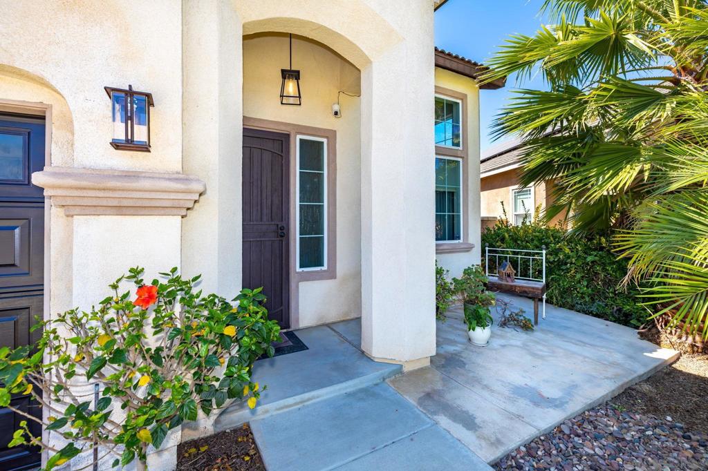 26659 Cactus Creek Way Property Photo 2