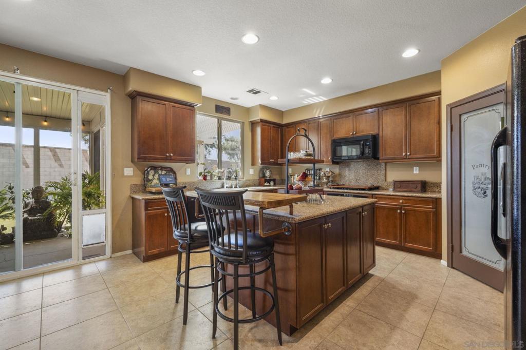 26659 Cactus Creek Way Property Photo 8
