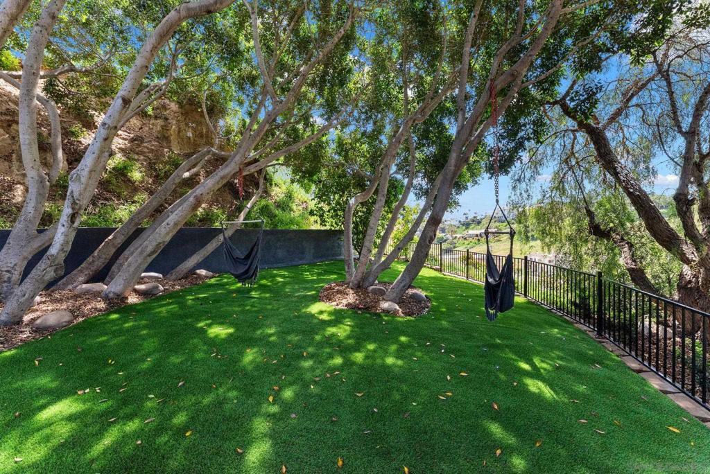801 807 Torrance Street Property Photo 9