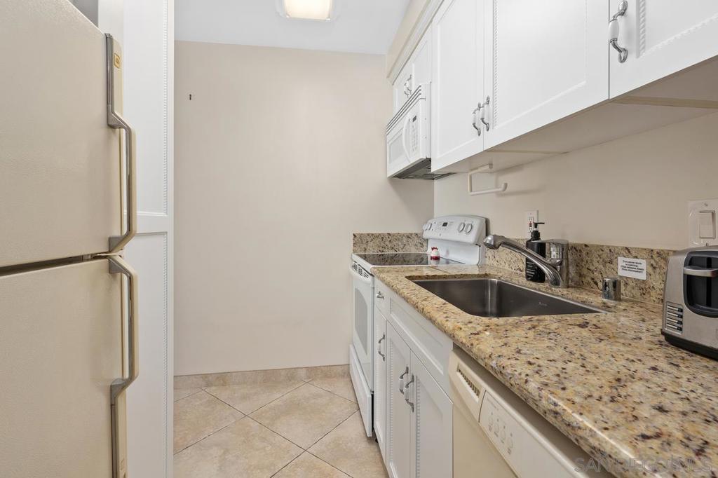 1720 Avenida Del Mundo 1501 Property Photo 14