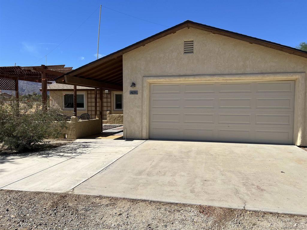 2960 Frying Pan Rd Property Photo 2