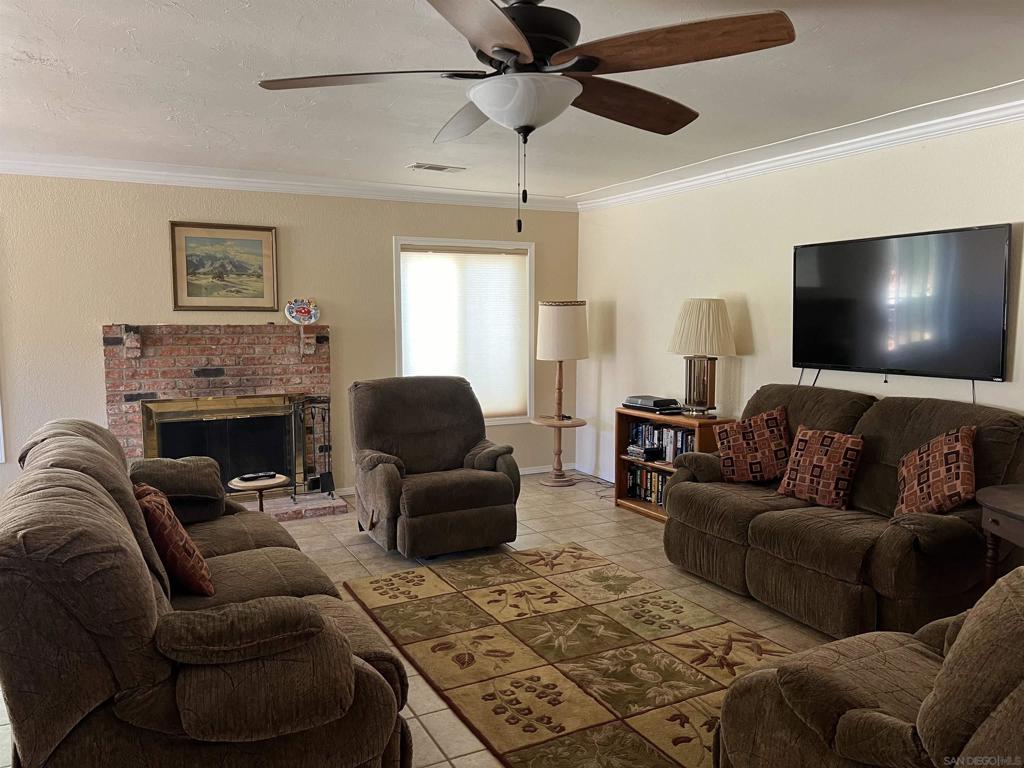 2960 Frying Pan Rd Property Photo 8