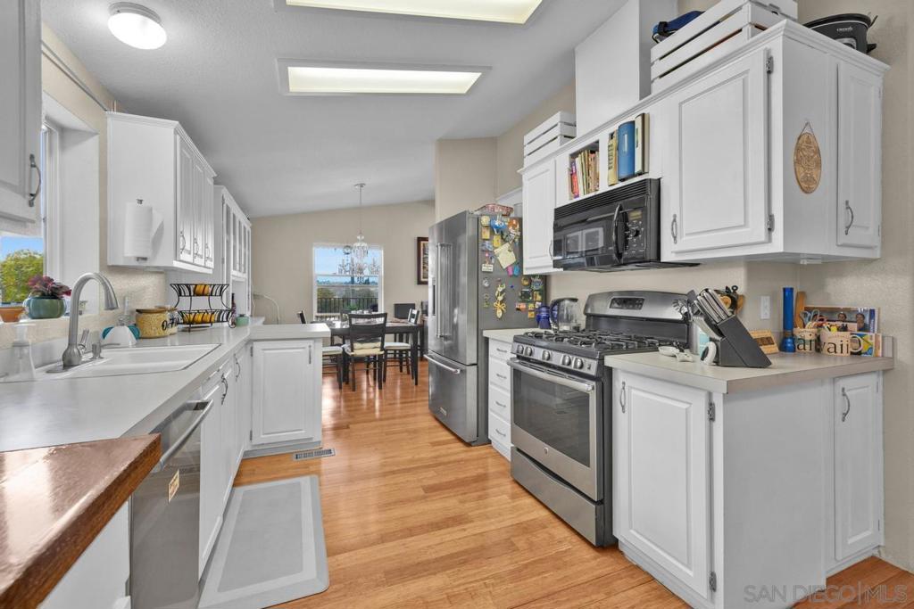 4957 Old Cliffs Rd Property Photo 16