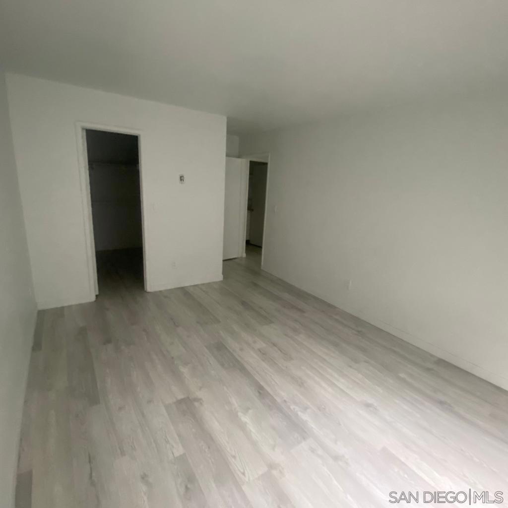 702 R Ave Property Photo 3