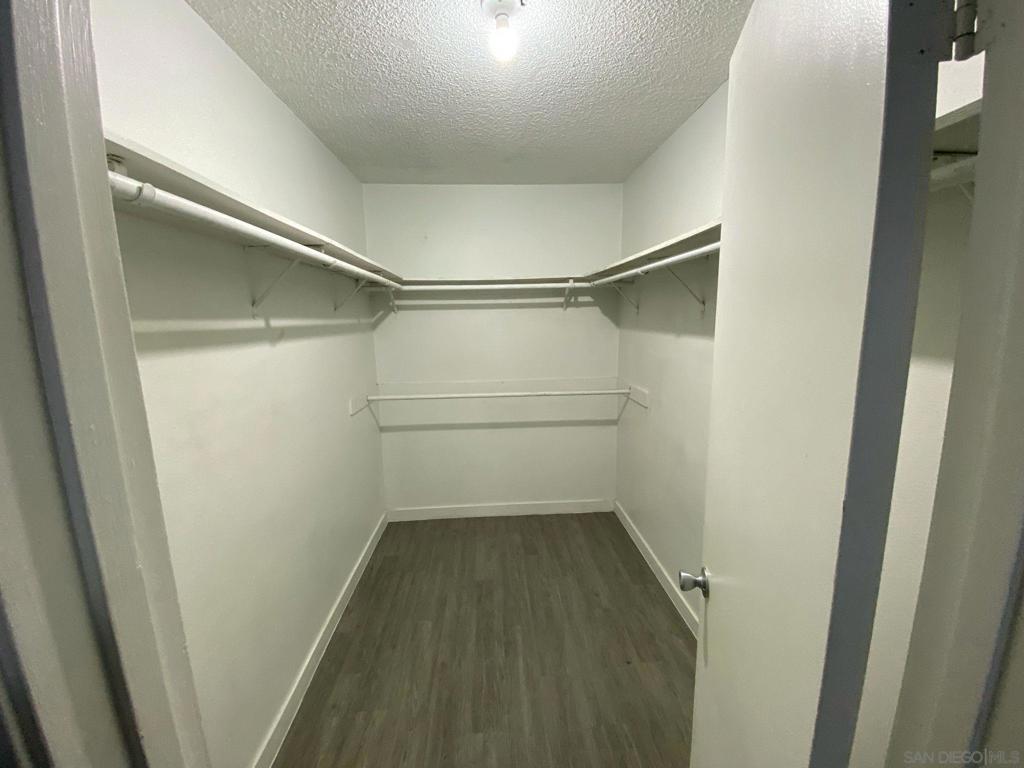 702 R Ave Property Photo 5