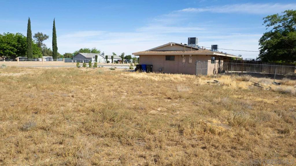 0 El Rio Rd Property Photo 9