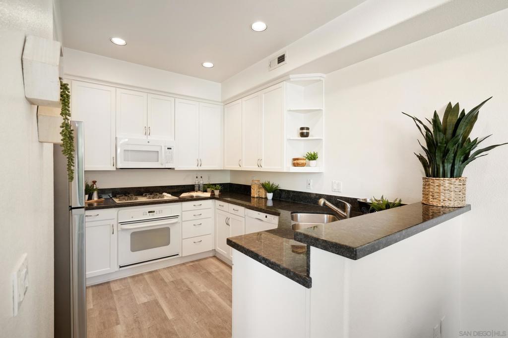 3696 Ruette De Ville Property Photo 7