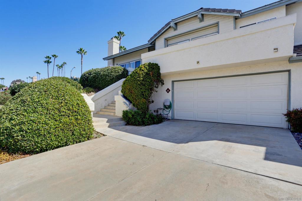 65 Via Casitas Property Photo 3