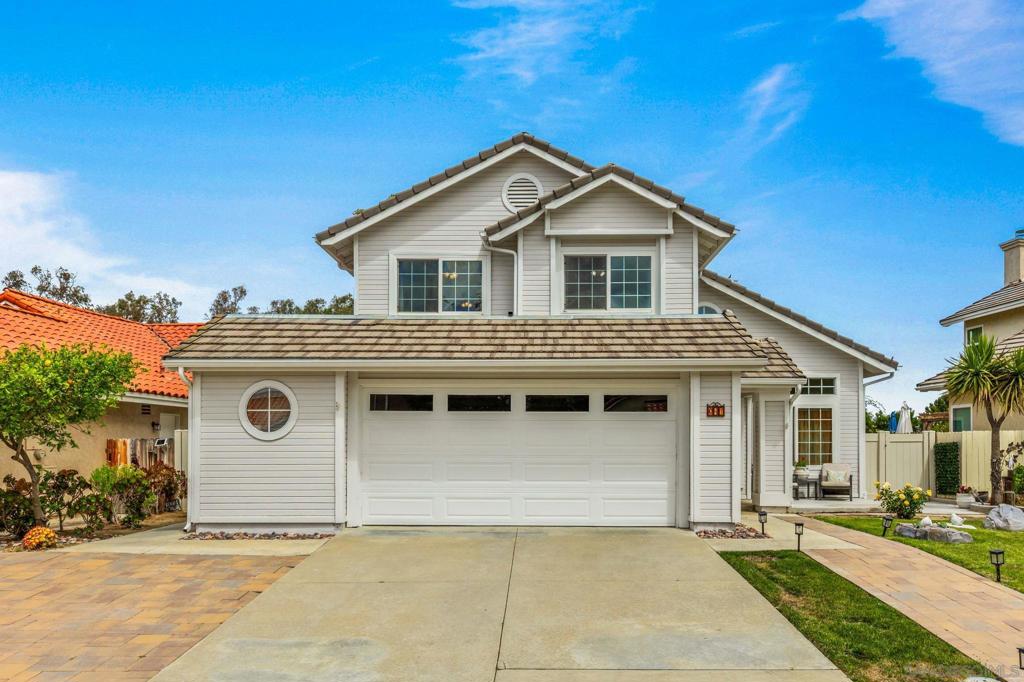 647 Boysenberry Property Photo 1