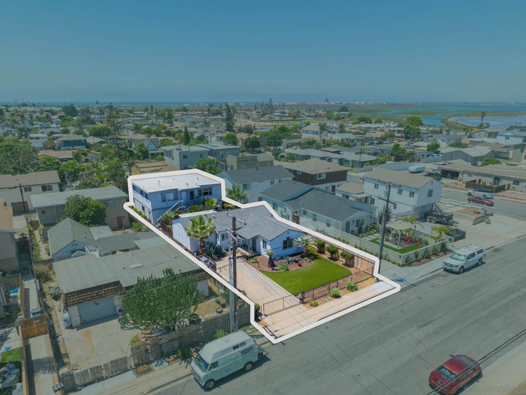 562 564 11th Street Property Photo 1