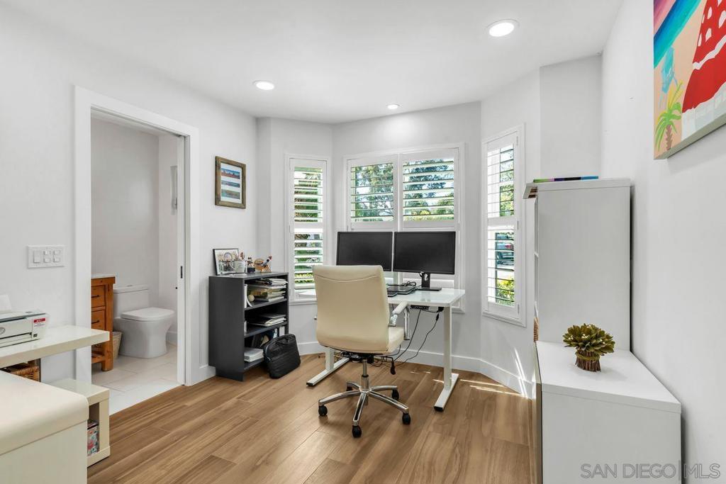 981 Cabrillo Avenue Property Photo 31
