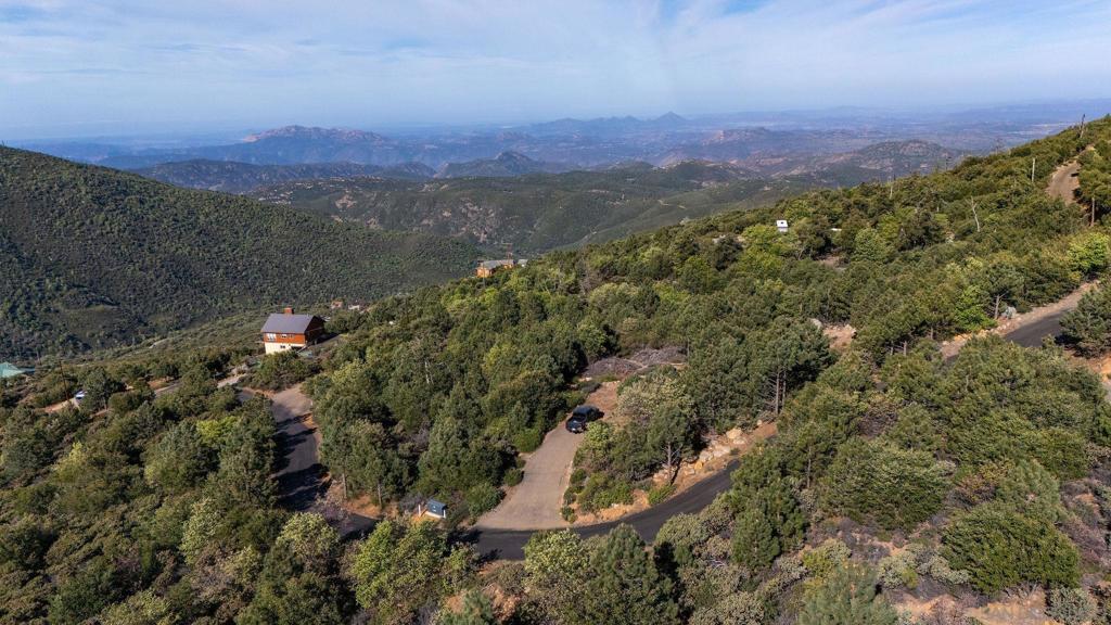 15962 North Peak Rd. Property Photo 9