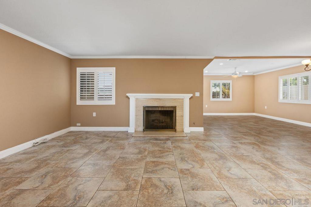 12447 Horado Property Photo 6