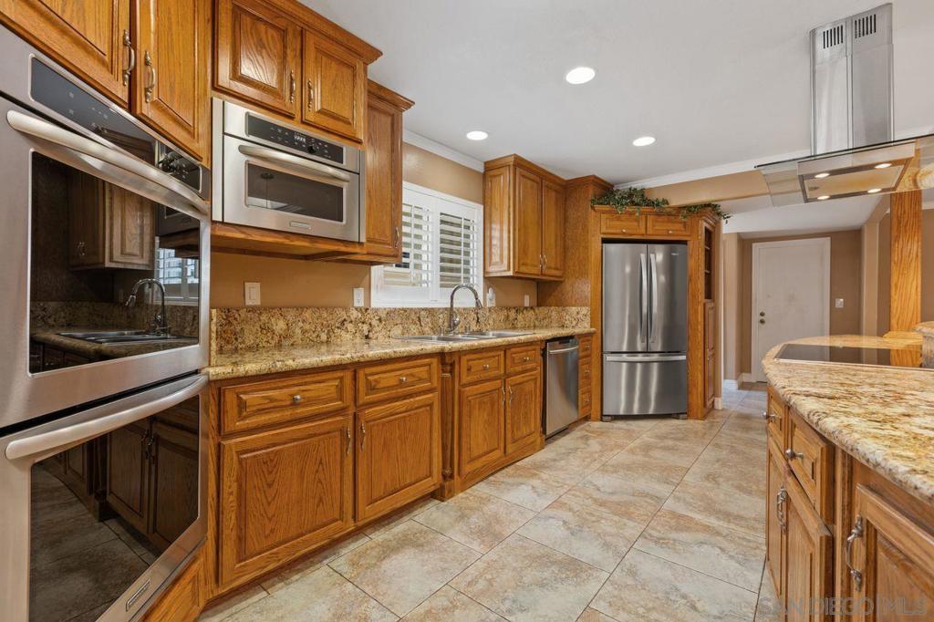 12447 Horado Property Photo 17