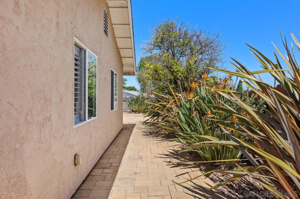 12447 Horado Property Photo 38
