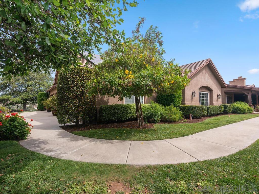 15256 Molly Anne Court Property Photo 5
