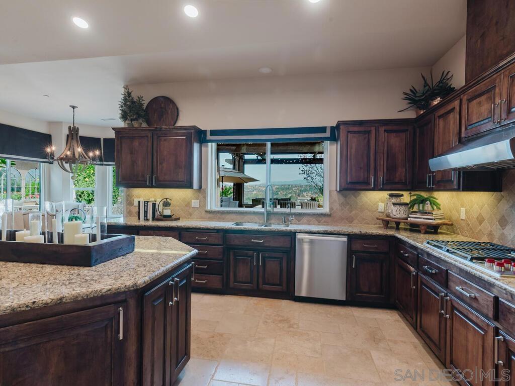 15256 Molly Anne Court Property Photo 22