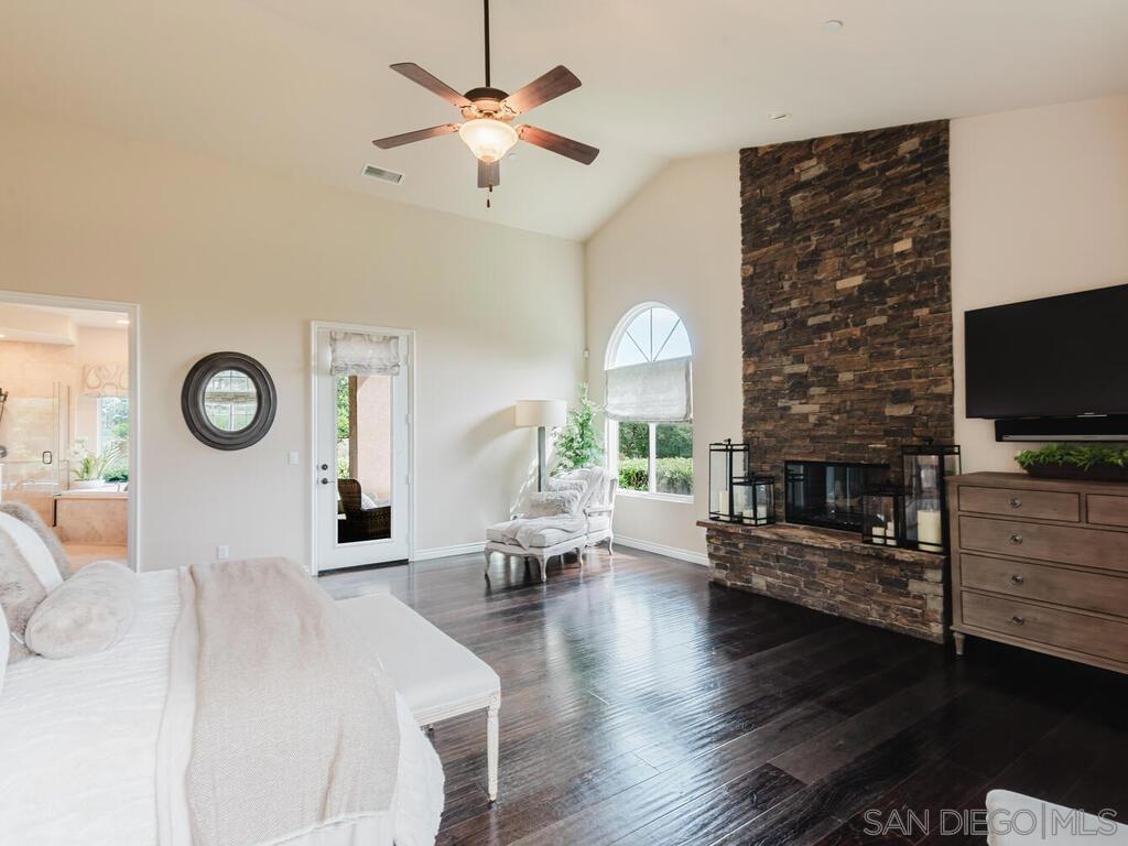 15256 Molly Anne Court Property Photo 33