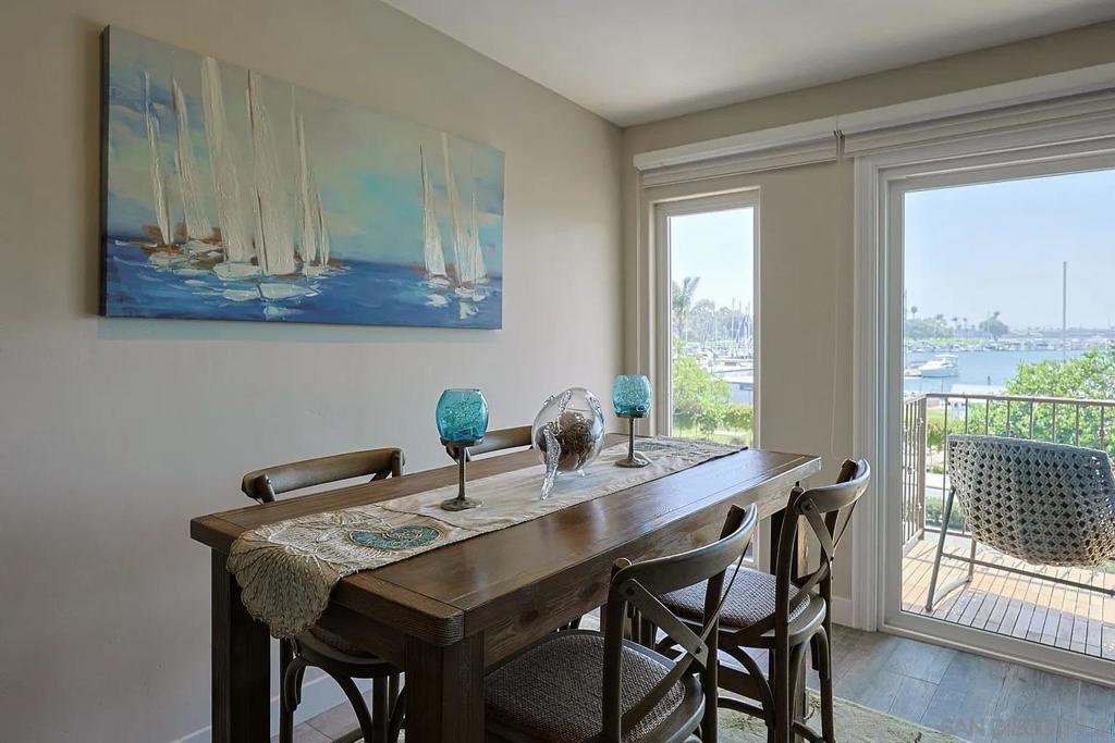 1609 Glorietta Property Photo 4