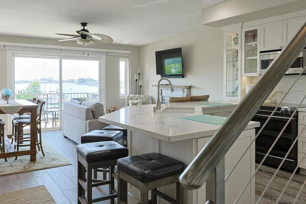 1609 Glorietta Property Photo 5