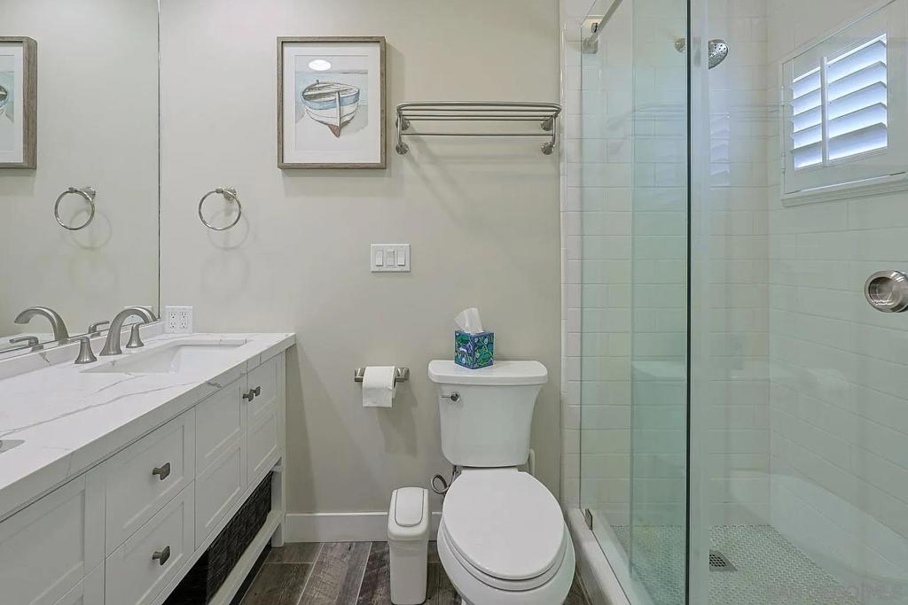 1609 Glorietta Property Photo 7