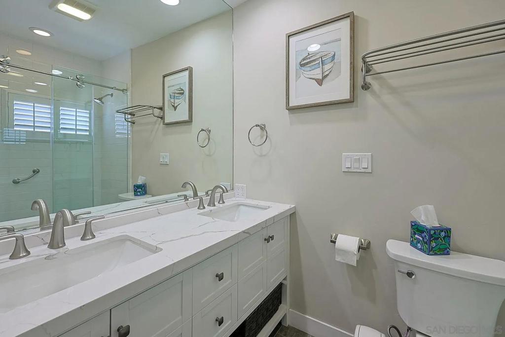 1609 Glorietta Property Photo 8