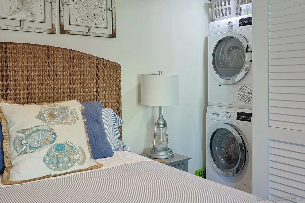 1609 Glorietta Property Photo 10