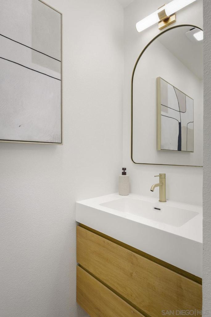 1198 Benjamin Pl Property Photo 19